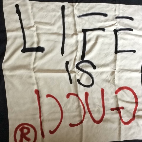 Gucci Accessories - Gucci scarf